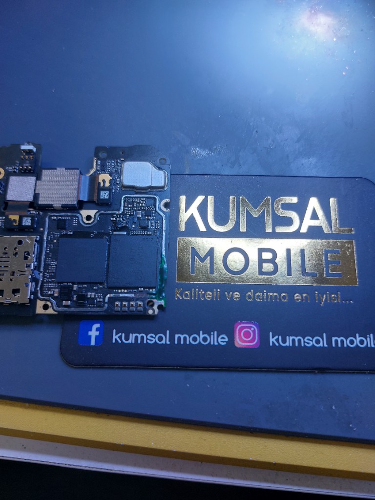 Kumsal Mobile markalı anakart onarım kartı